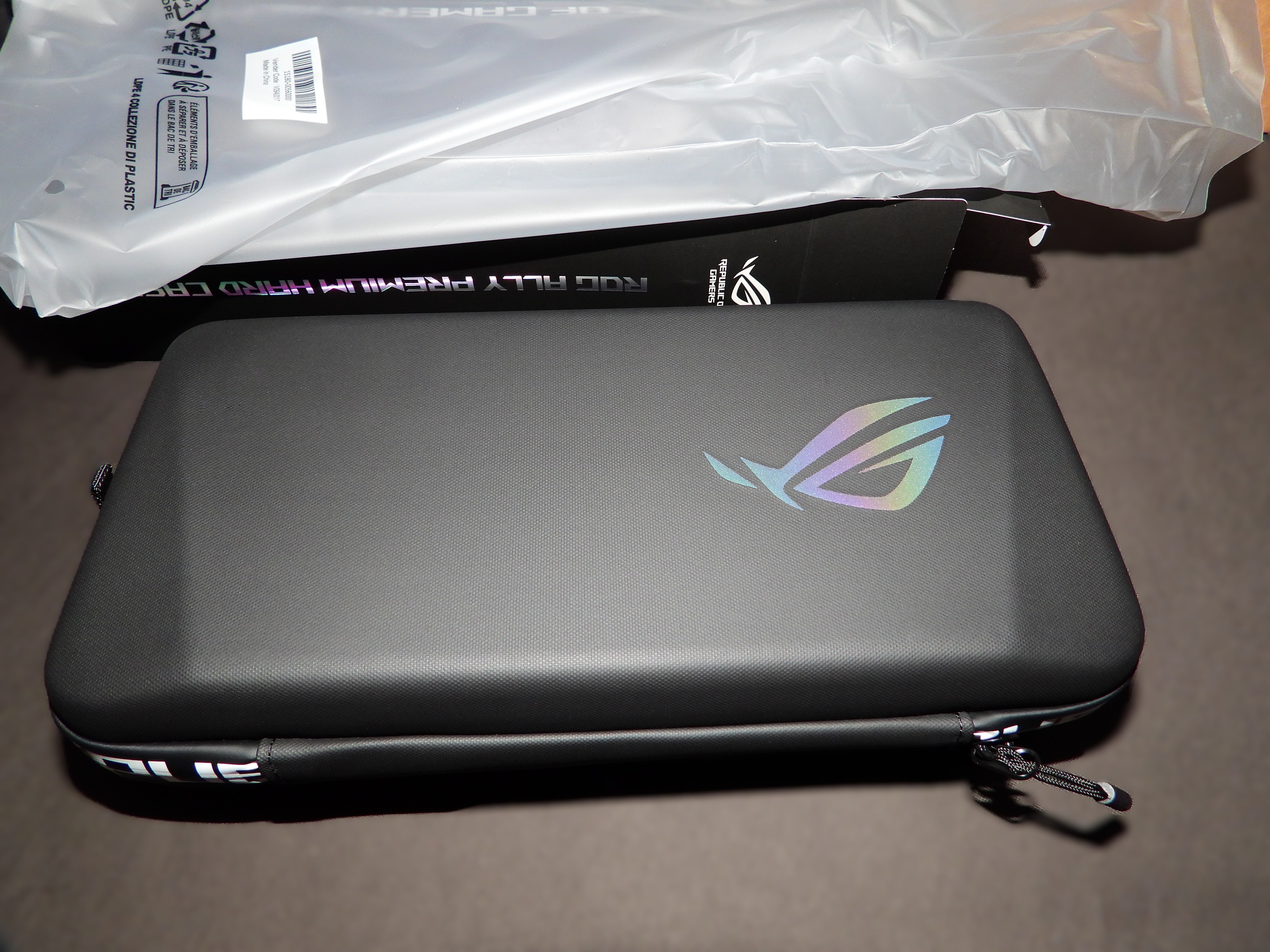プレミアムハードケース